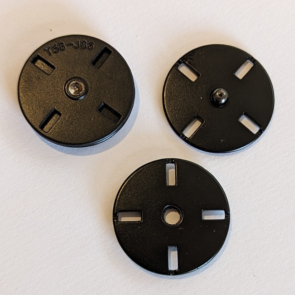 Matte Black Snaps Buttonmania