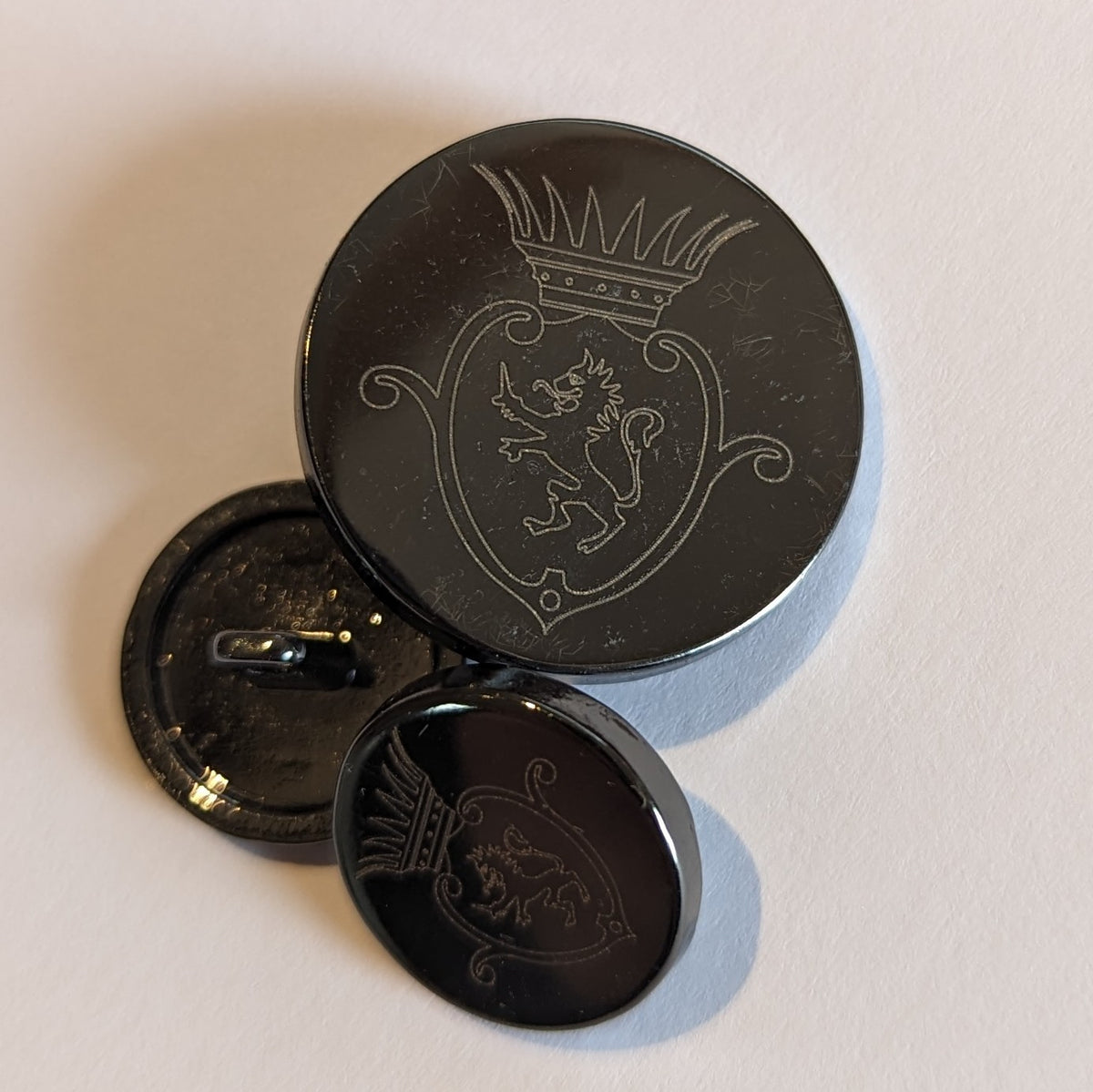 Gunmetal Blazer / Shield / Shank Buttonmania