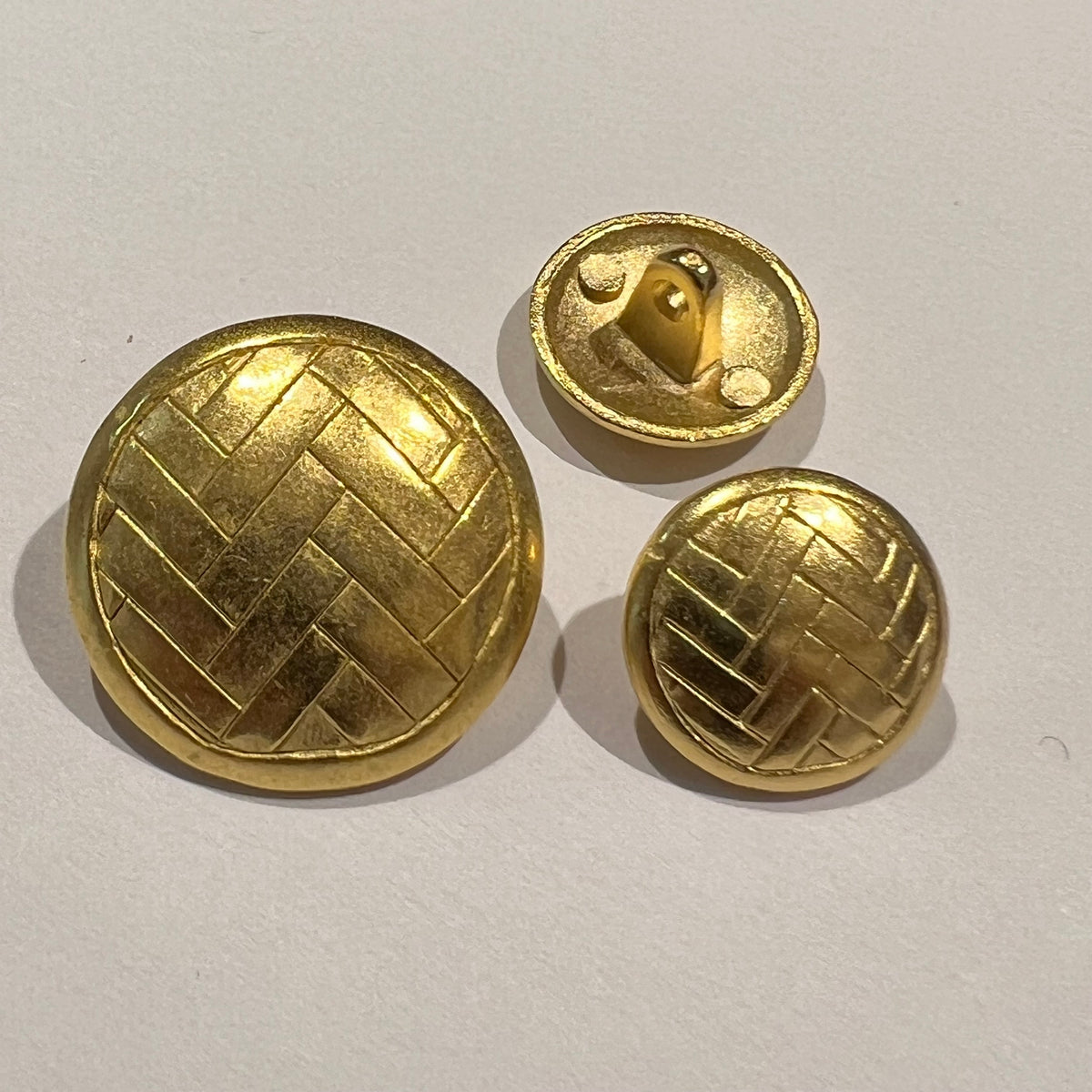 Button Blazer / Shield and Crown Crest / Matte Gold – Buttonmania