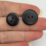 Wood / 2 Hole / Dyed