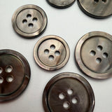 Grey Shell / Classic Button / 4 hole