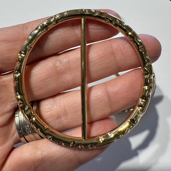 Round Textured Gold Buckle / Metal