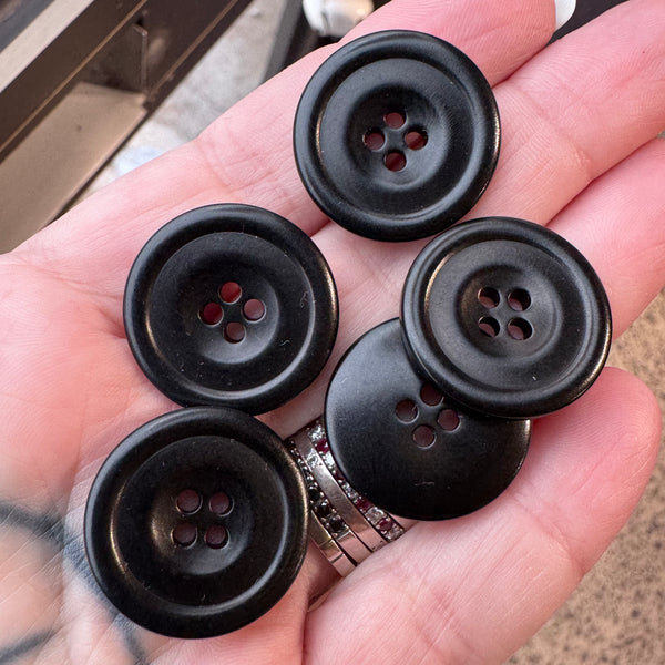 Rimmed / Vegetable Ivory / 7 Colours