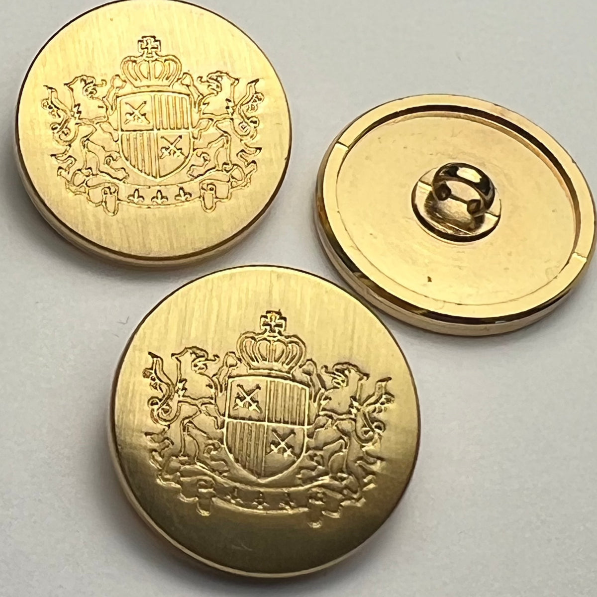 Button Blazer / Shield and Crown Crest / Matte Gold – Buttonmania