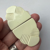 Plastic buckle / vintage / interlocking clasp