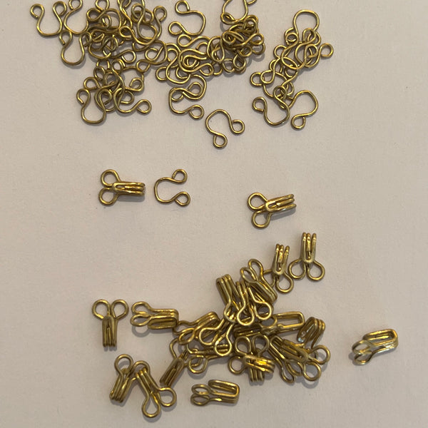 Hook & Eye / Size 1 / Gold / pack of 10