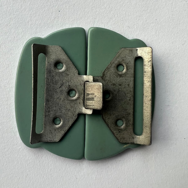 Plastic buckle / vintage / interlocking clasp