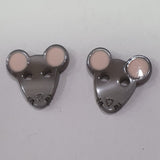 Grey Mouse / Polyester / 2 Hole