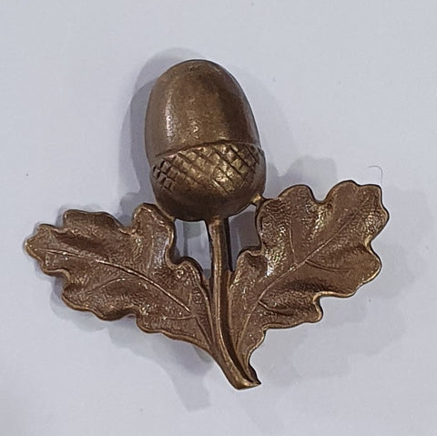 Metal Oak Leaf & Acorn Brooch / Bronze