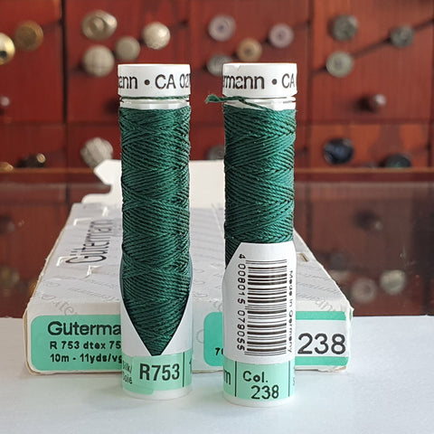 Dark Leaf Green #238 - Gutermann Buttonhole Silk Twist / 10m spool