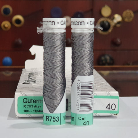 Silver #040 - Gutermann Buttonhole Silk Twist / 10m spool
