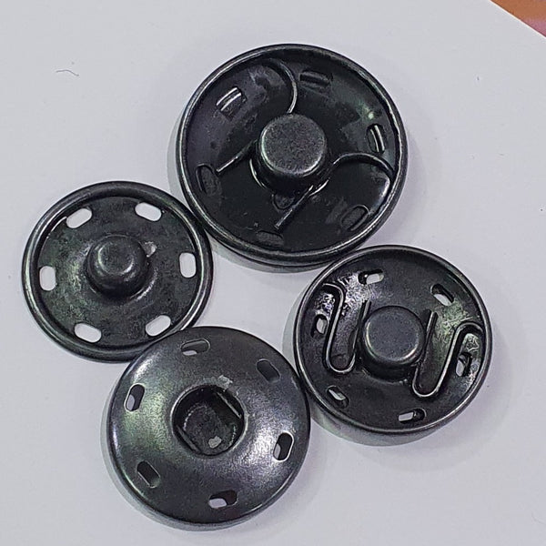 Snap fasteners / Metal / Large