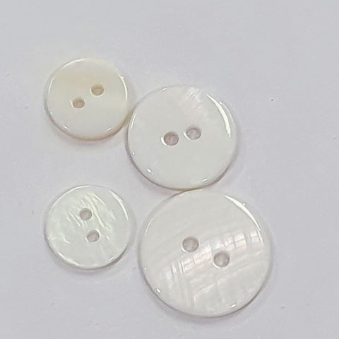 2 Hole Agoya Shell
