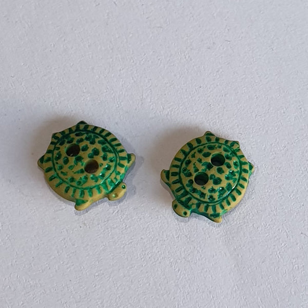 Turtle / 2-hole