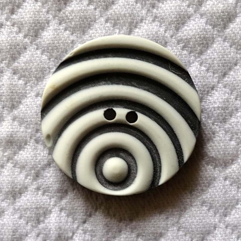 Button Ridges Button Black / Ridged / Matte – Buttonmania