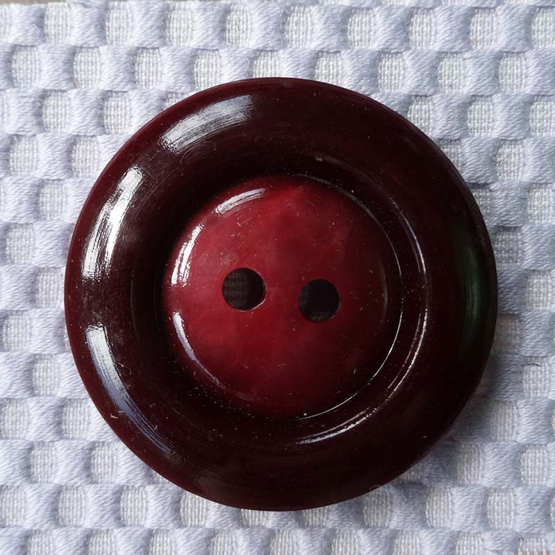 Red (Burgundy Two Tone) / Rimmed – Buttonmania