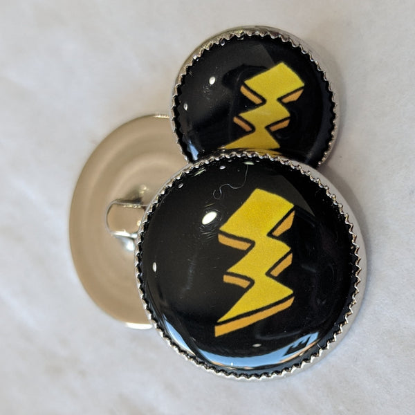 Lightning Bolt / Yellow with black background / Acrylic Dome