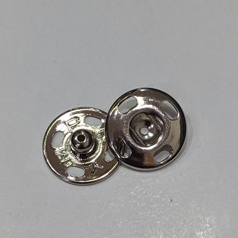 Snap fasteners / Silver