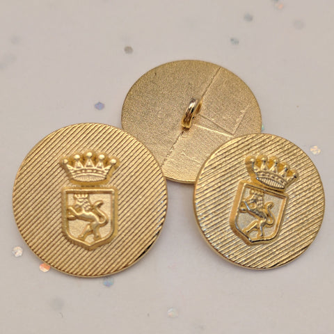 Lion and crown Blazer Button / Gold