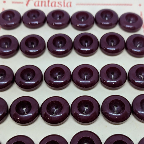 Red (Burgundy) / Vintage Plastic / 2 Hole