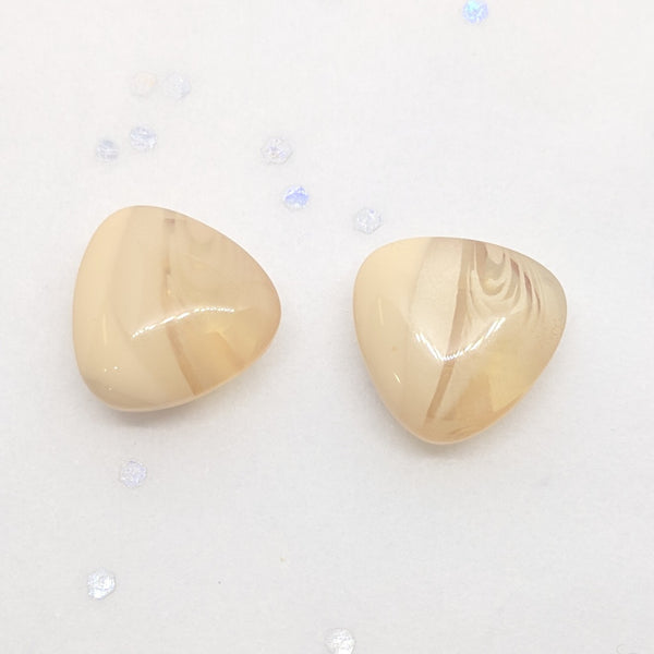 Apricot / Triangle / Half transparent / Shank