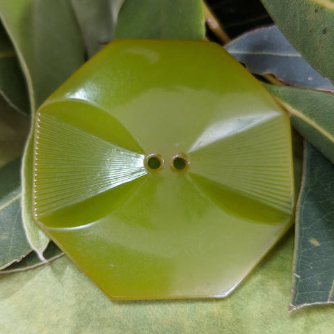 Green / Vintage / Bakelite