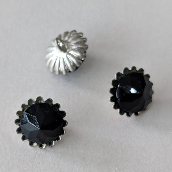 Black Glass / Flower like Pewter shank / Vintage Buttons