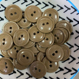 Brown / Shiny / 2 hole