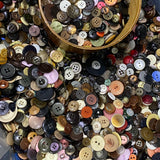 Mixed bag of buttons - buy per 100g