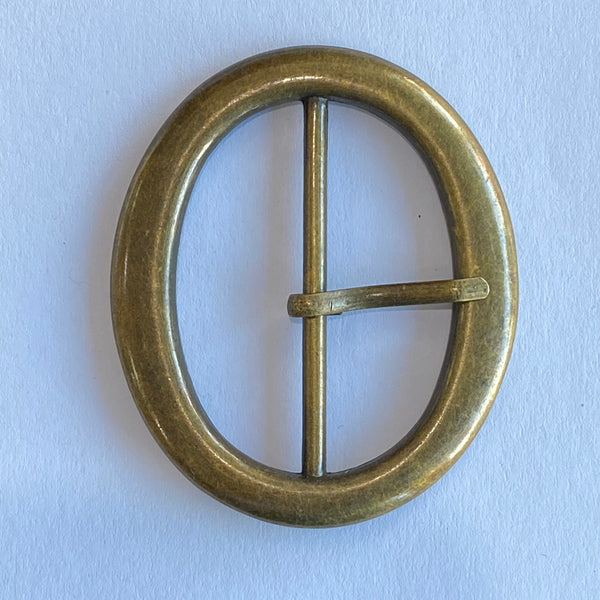 Oval Buckle / Metal