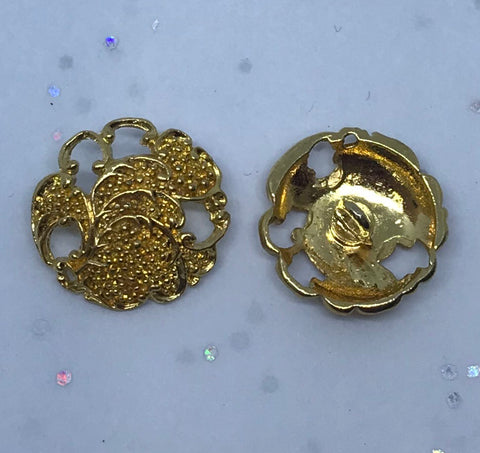 Gold / Leaf swirl patterned