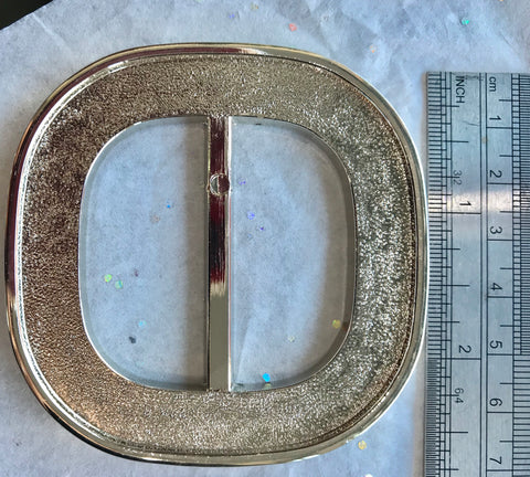 Buckle / Silver / Plastic