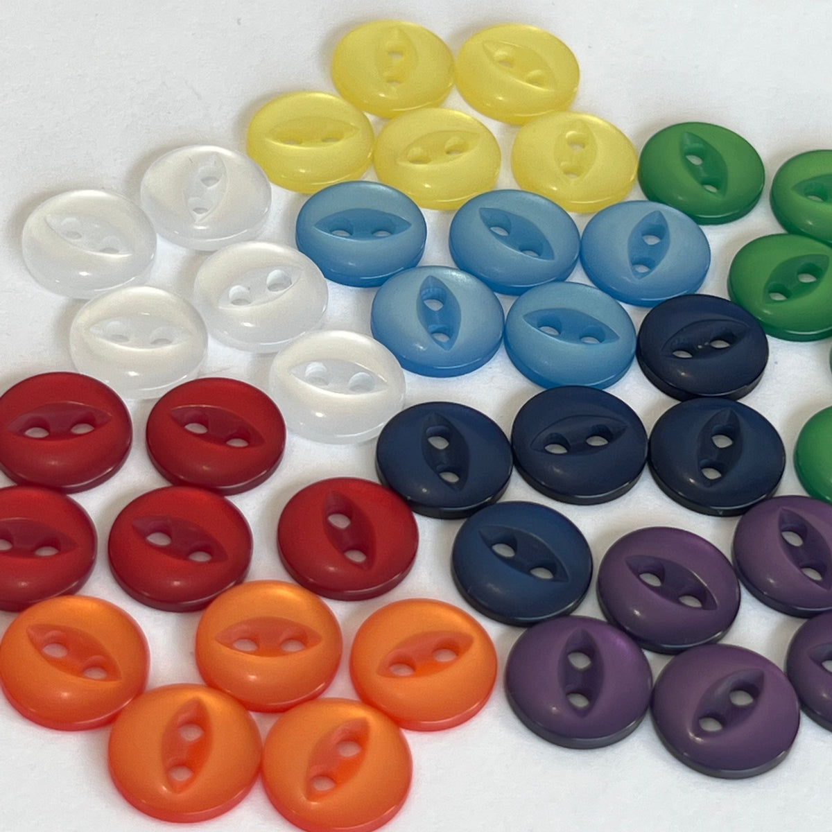 Fisheye / Polyester / 2 hole – Buttonmania