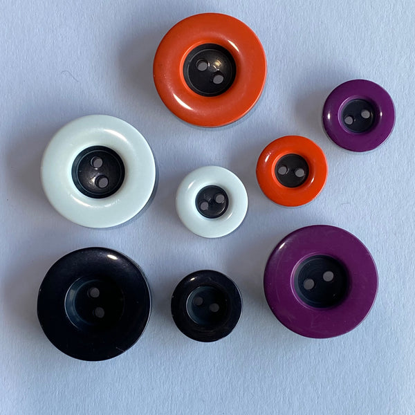 Chunky Retro-looking / Wide Rim / 2-hole