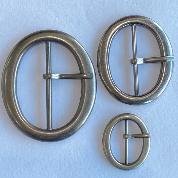 Oval Buckle / Metal