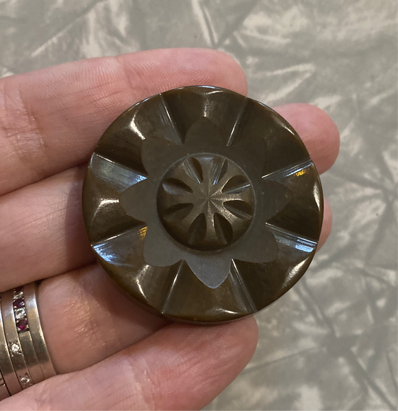 Bakelite / Brown Carved / Coat Button