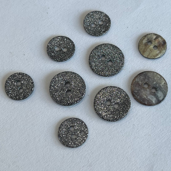 Glitter Button / Shell / 2 Hole