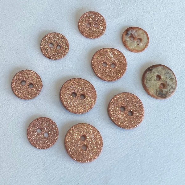 Glitter Button / Shell / 2 Hole