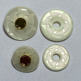 Coloured and etched button / Gold plastic snap shank