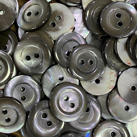 Grey (smoke) / Shell / 2 hole / Shiny