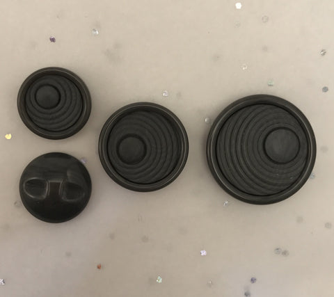 Grey textured / Matte centre circle / Shiny edge