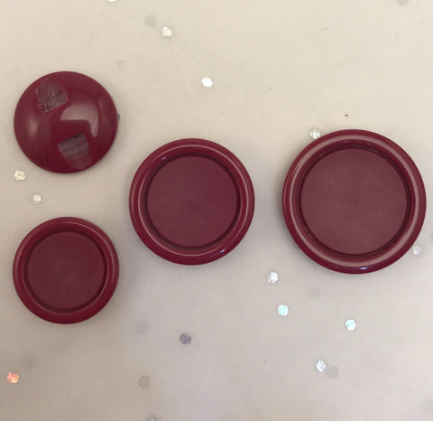 Cerise (Reddish Pink) / Flat matte centre / Shiny edge