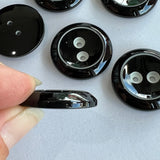 Black & White / 2 Hole / Polyester