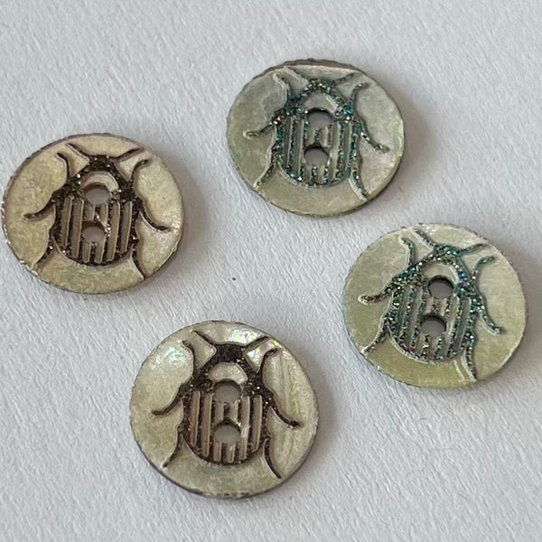 Sparkly Beetle / Shell / 2 Hole